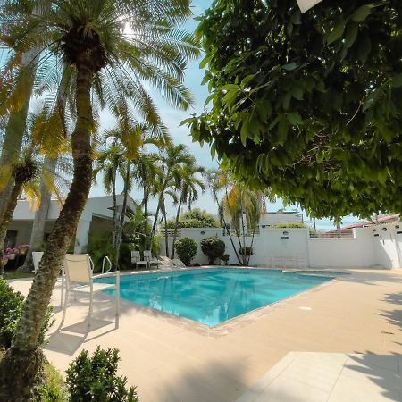 L'Aurora Hotel Boutique يوبال المظهر الخارجي الصورة